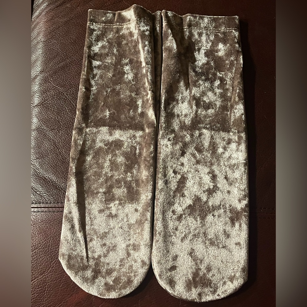 Free People Velvet Long socks OS NWT - Picture 7 of 7
